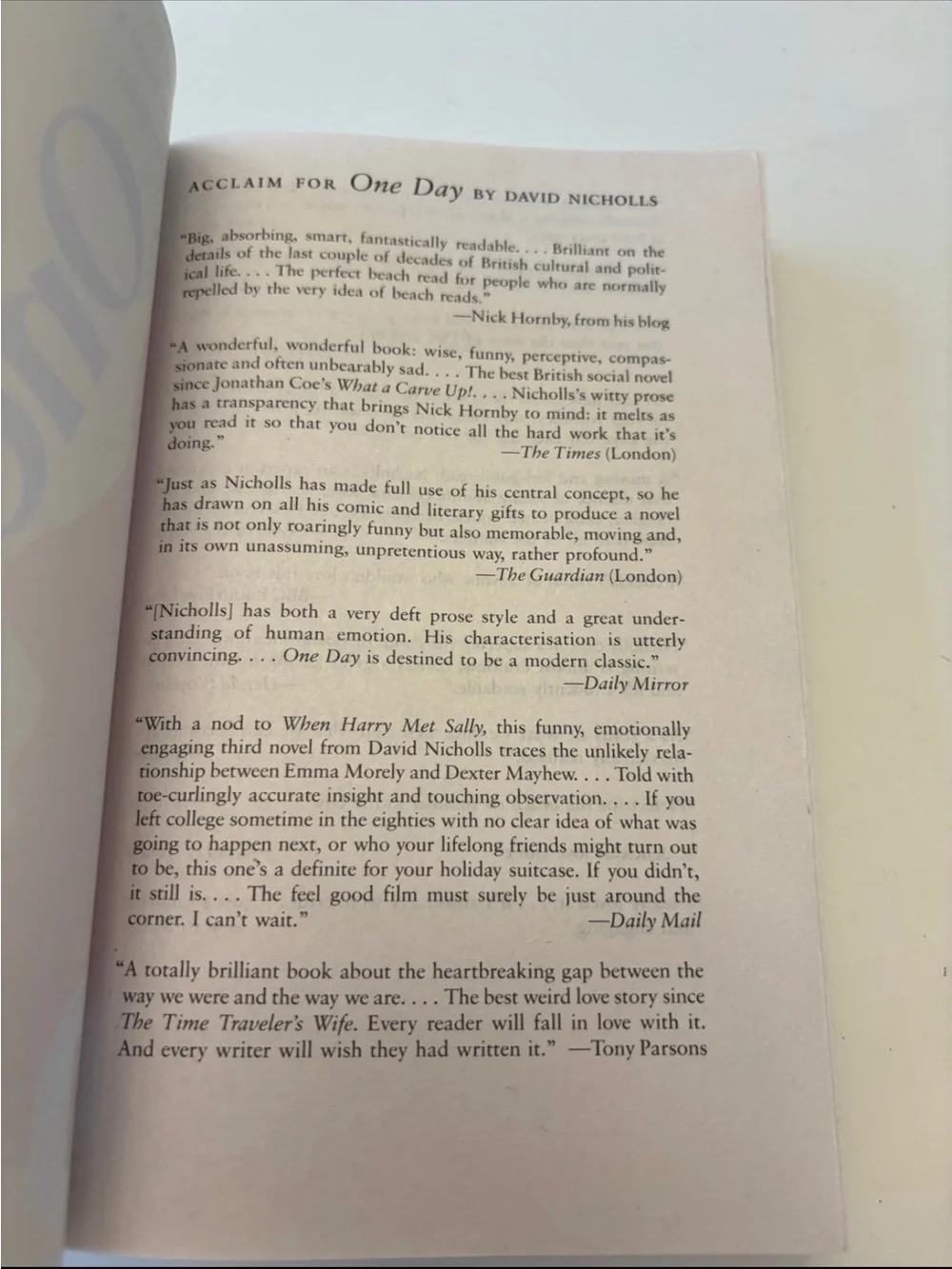 NEW book-One Day: A Novel (Vintage Contemporaries) by David Nicholls